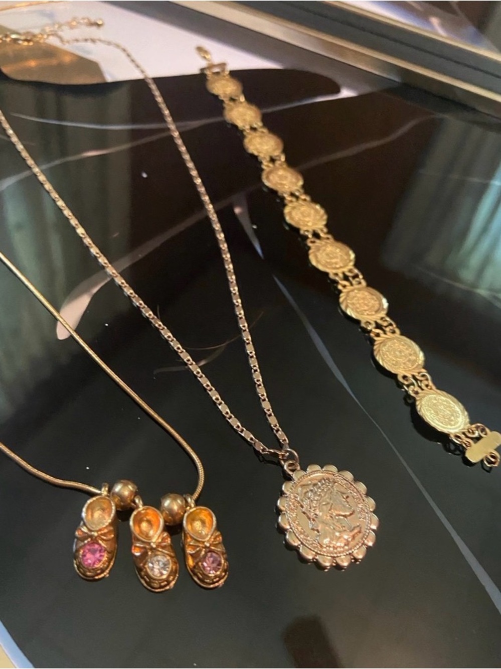 Estate Gold Jewelry lot # 42 - Picture 2 of 9